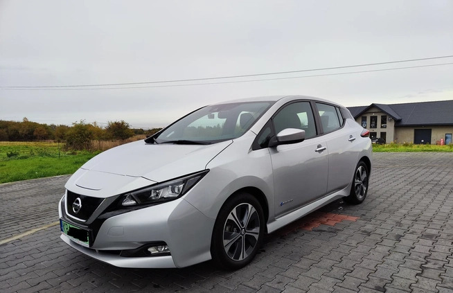 Nissan Leaf cena 69600 przebieg: 54000, rok produkcji 2018 z Kraków małe 56